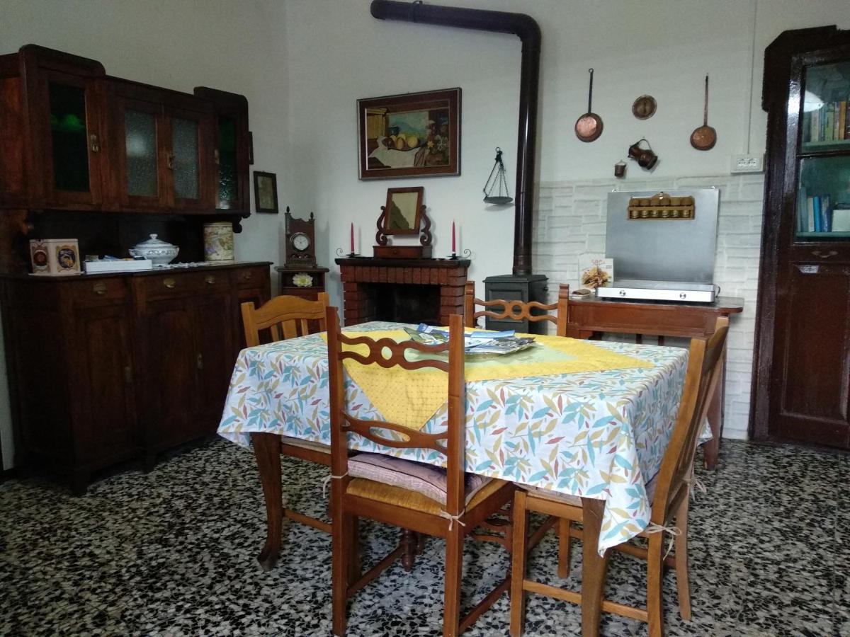 Casa Le Rose Villa Ameno ภายนอก รูปภาพ