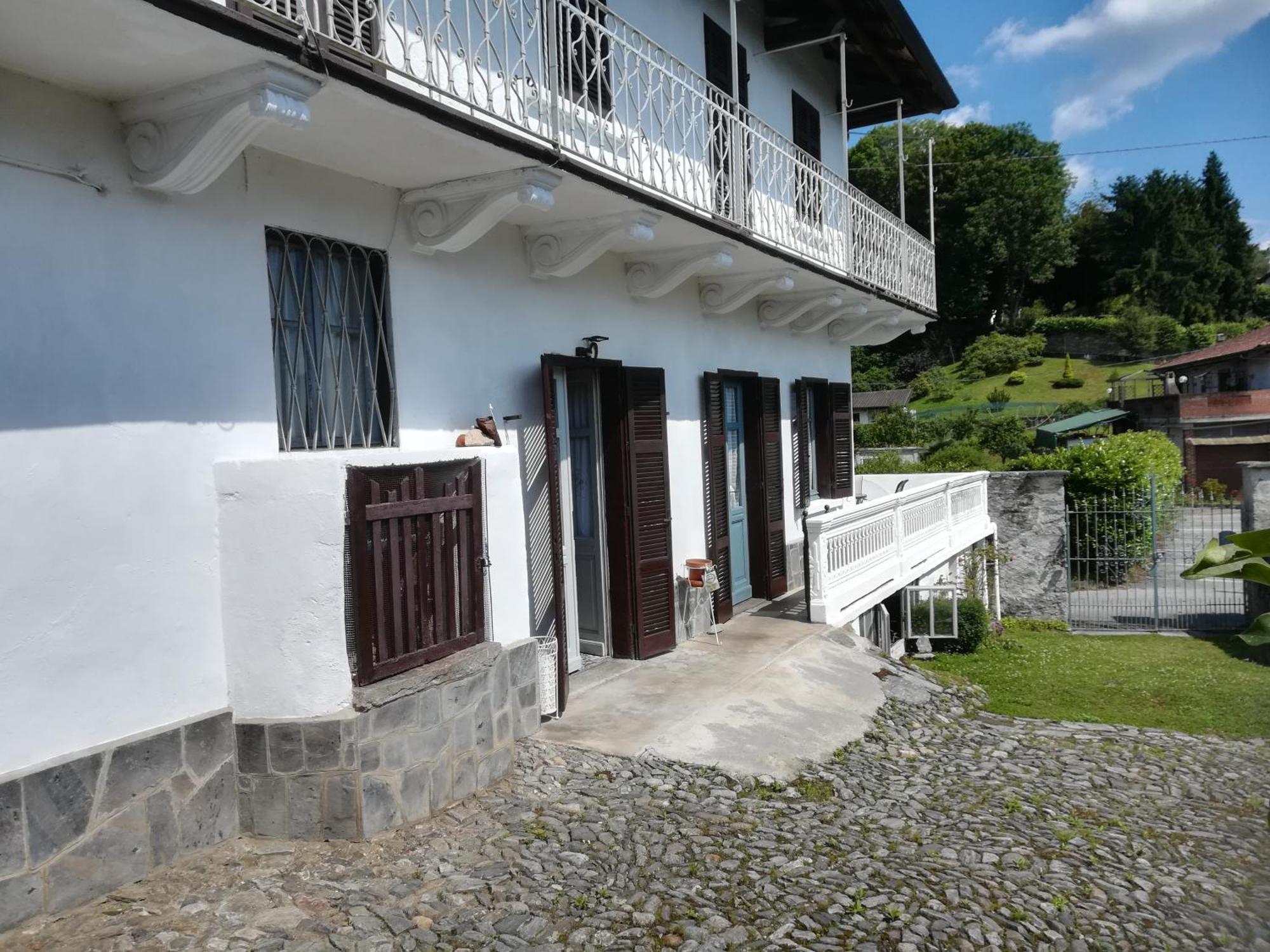 Casa Le Rose Villa Ameno ภายนอก รูปภาพ