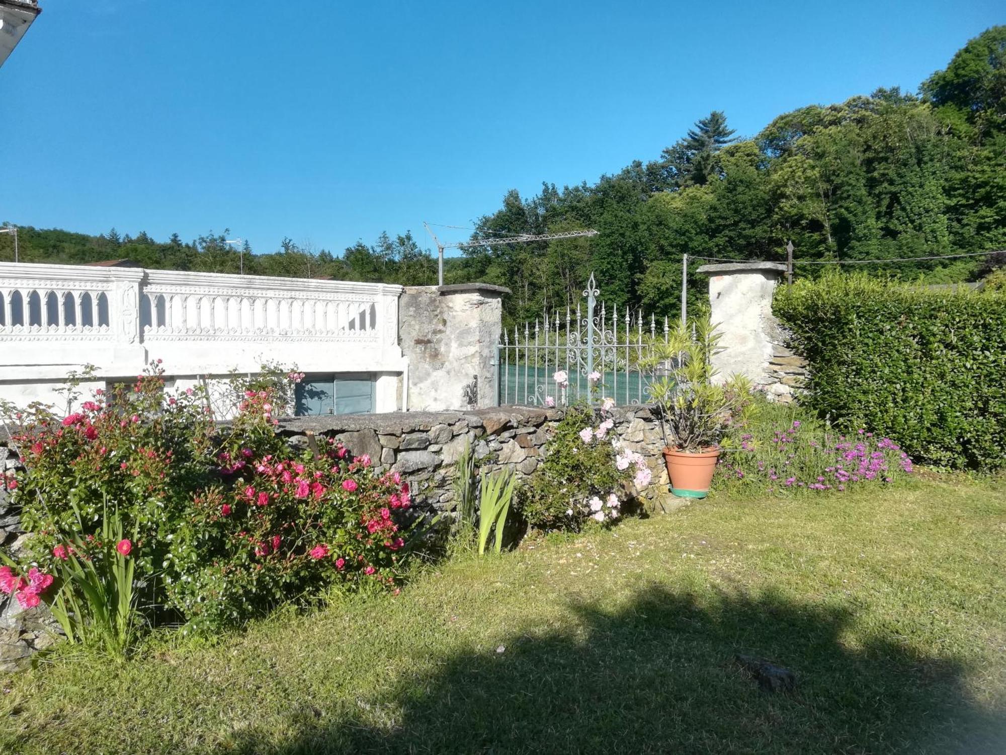 Casa Le Rose Villa Ameno ภายนอก รูปภาพ